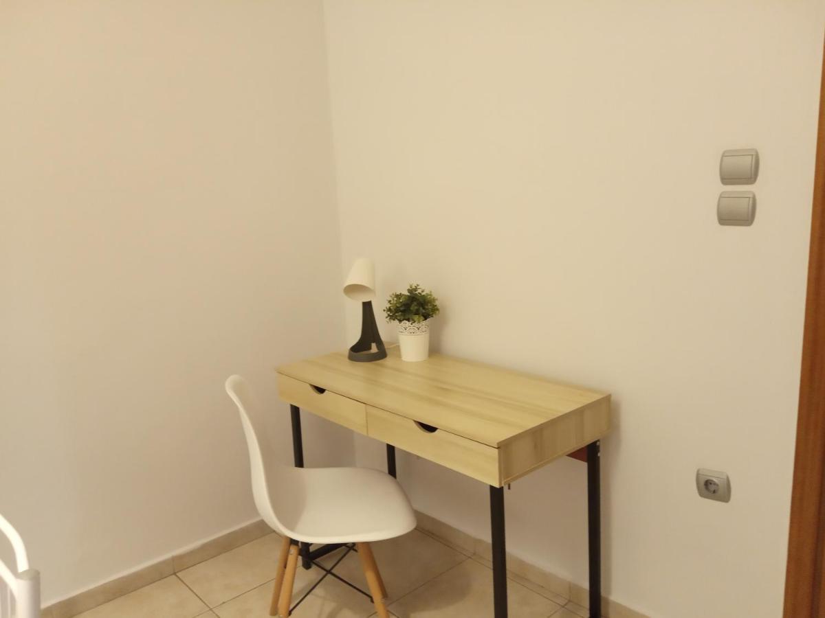 Isavrou Apartment Комотини Экстерьер фото