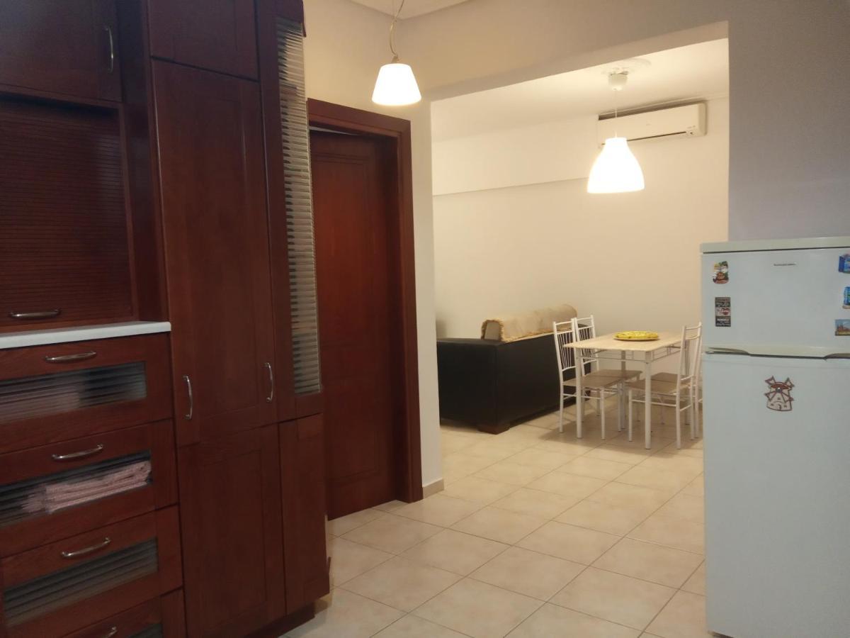 Isavrou Apartment Комотини Экстерьер фото